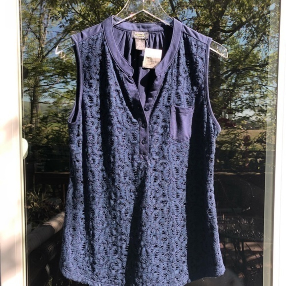 Top by Lacy Women’s Soft Toso